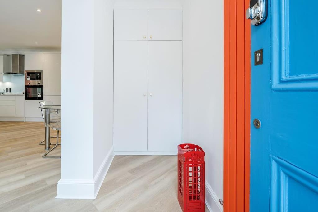 런던 House 10 Mins To Tower Bridge Hot Tub & Parking 빌라 외부 사진