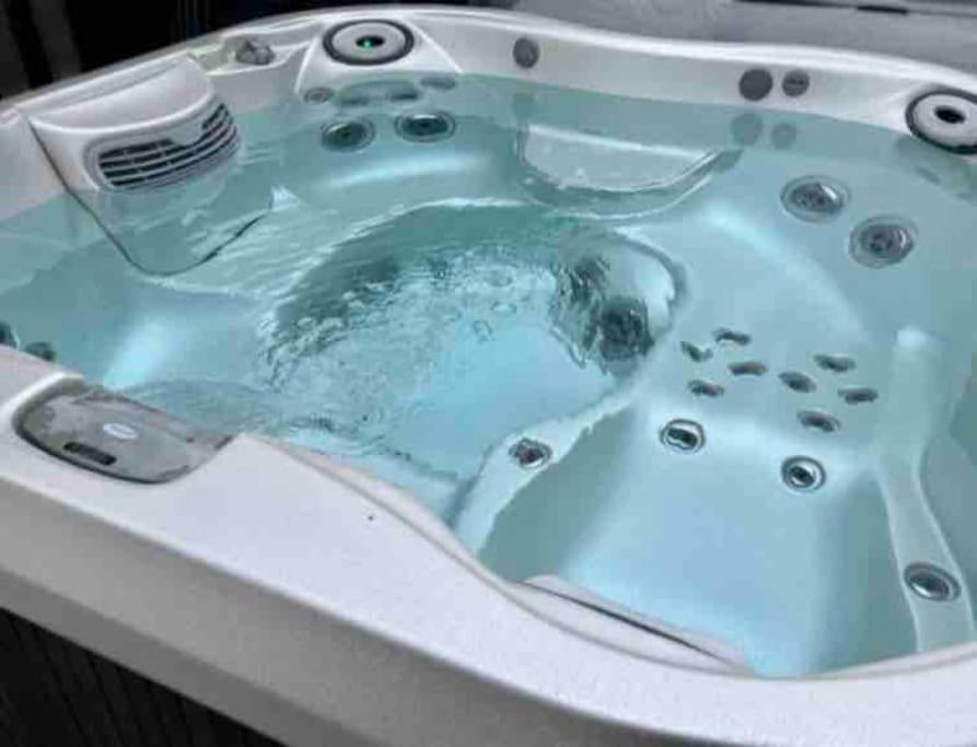런던 House 10 Mins To Tower Bridge Hot Tub & Parking 빌라 외부 사진